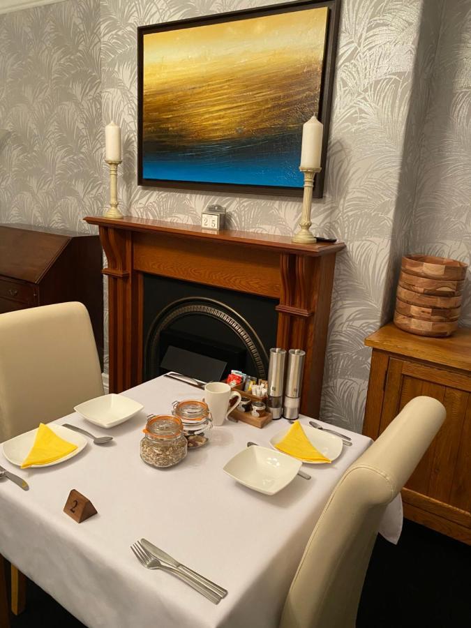 Birtley House Bed And Breakfast Robin Hood's Bay Extérieur photo